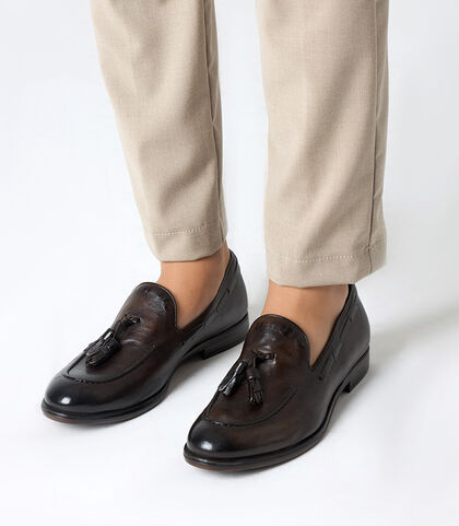 Mocassini da uomo con nappine in pelle testa di moro, Valerio 1966, 2553T1840PEMORO039, 002