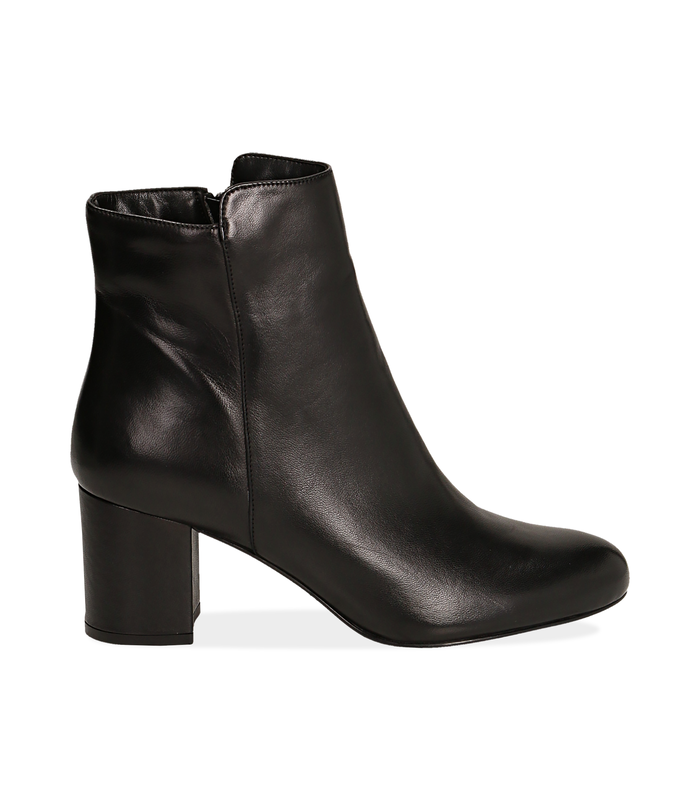 Ankle boots neri in pelle di vitello | Valerio 1966