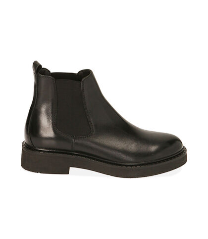 Chelsea boots neri in pelle, Special Price, 2077T5807PENERO039, 001