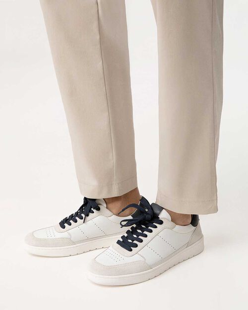 Sneakers bianco-blu con dettagli in suede, 