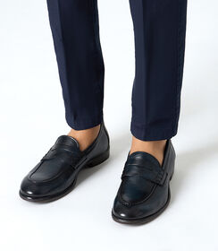 Mocassini da uomo blu in pelle, Valerio 1966, 2553T0051PEBLUE040, 002 preview