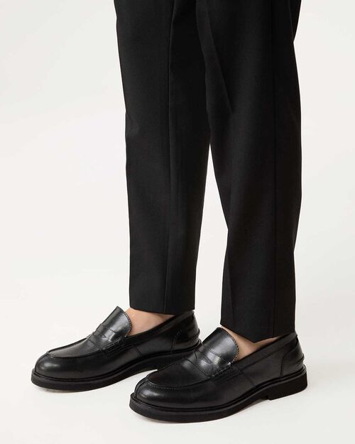 Mocassino nero con linguetta prominente, BLACK