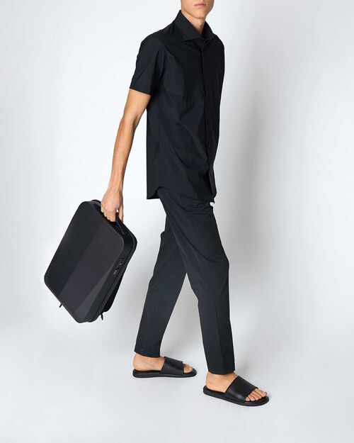 Zaino nero, rigido, BLACK