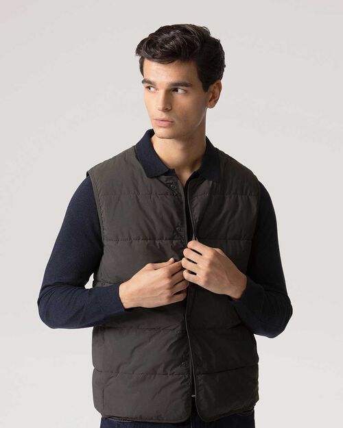 Gilet verde imbottito con chiusura a bottoni automatici, GREEN