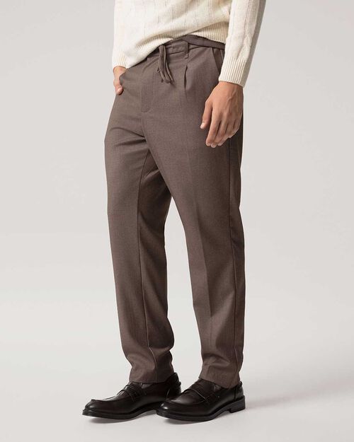 Pantaloni marroni carrot fit con cintura abbinata, BROWN