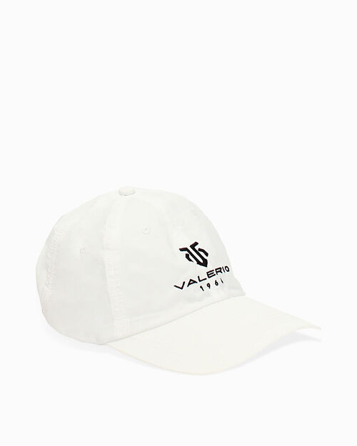 Berretto bianco, WHITE