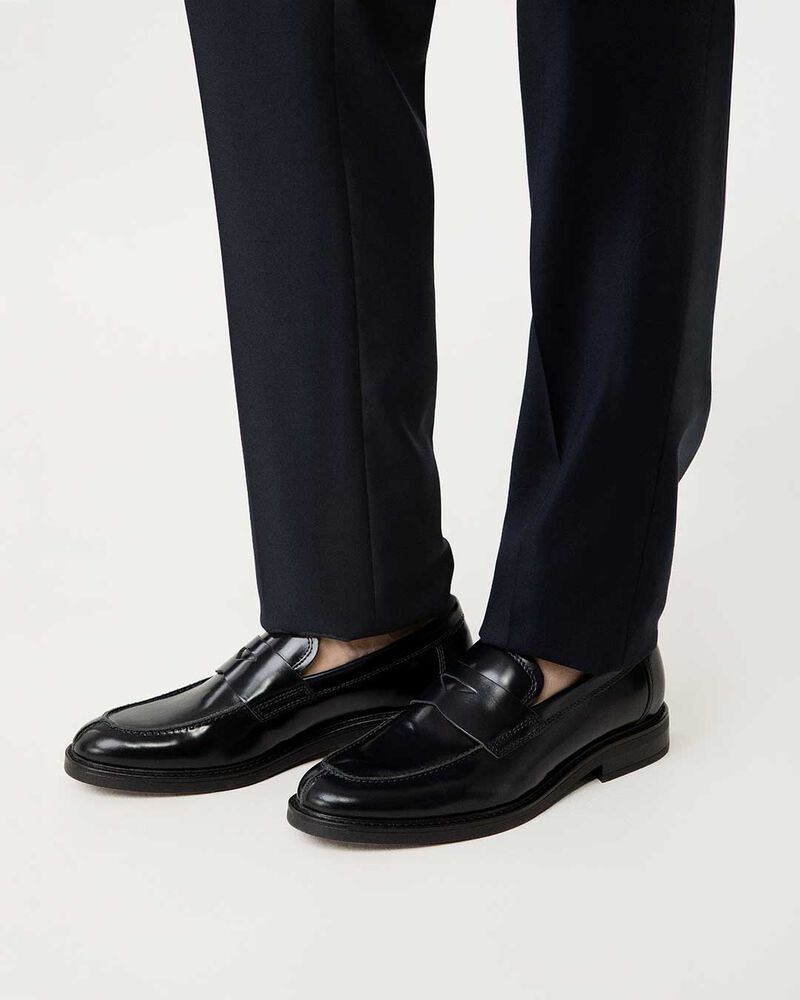 null image number null