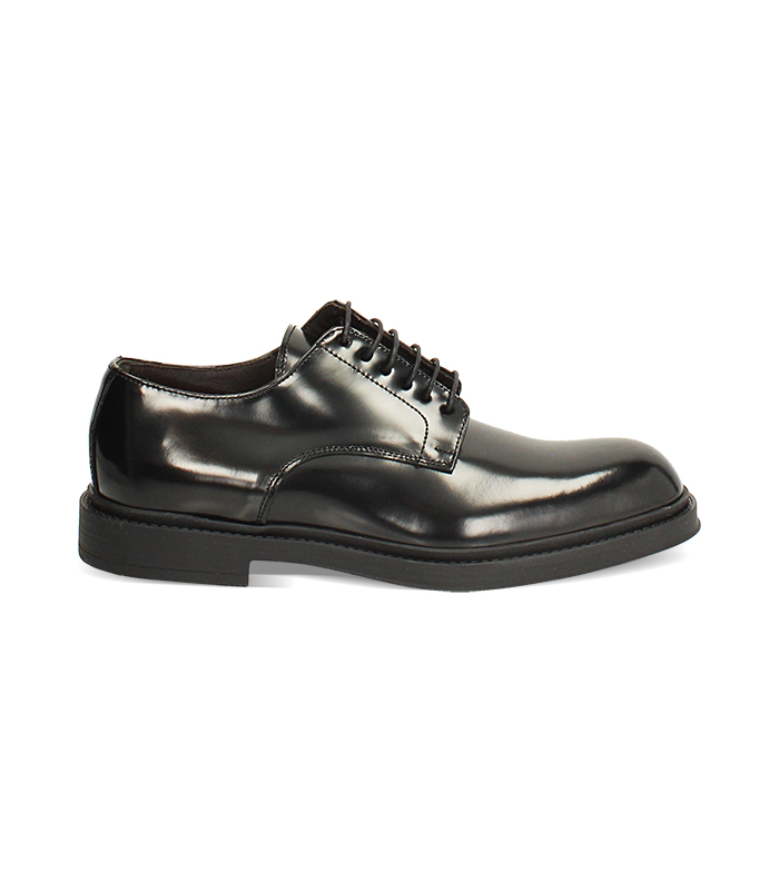 Allacciate da uomo nere eleganti