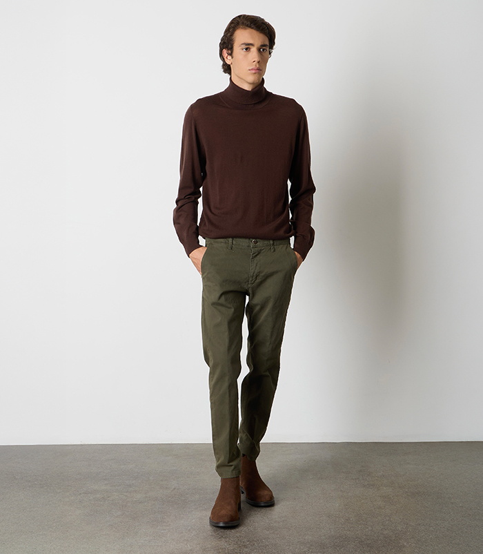 Pantaloni chino da uomo verde militare